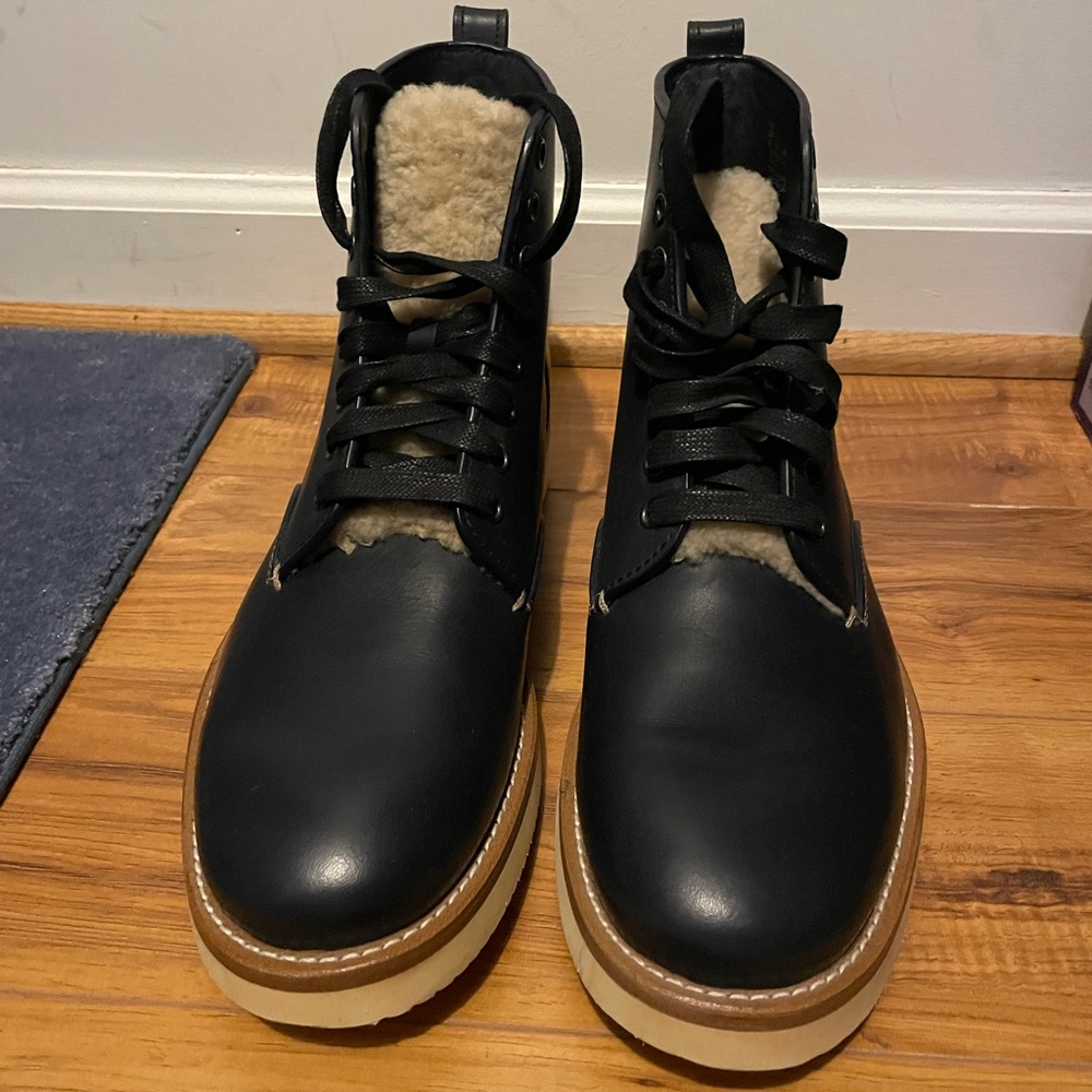 Coach Boots Navy Blue w/ Shearling Tongue